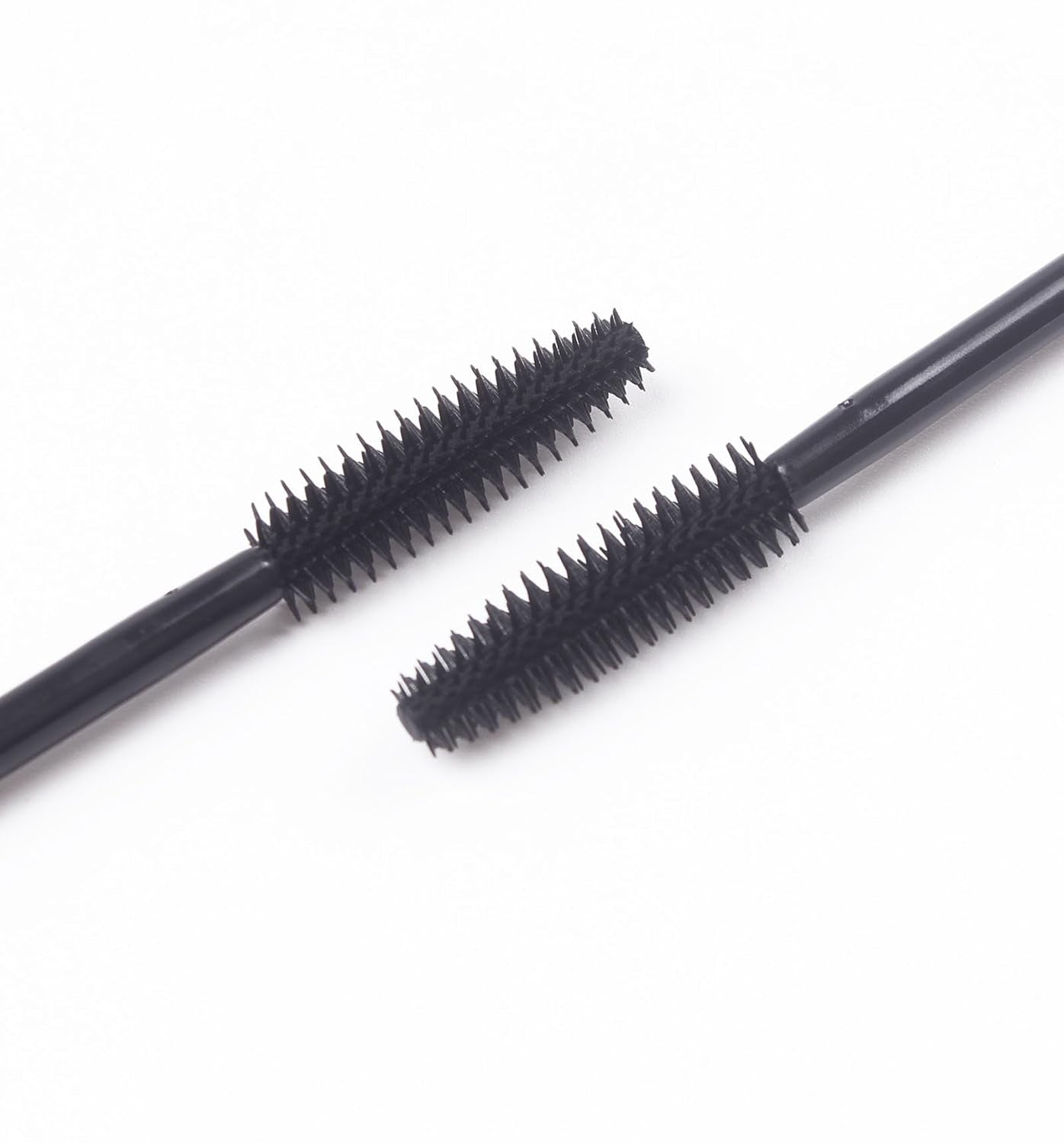 Pack of 100 One-Off Disposable Silicone Eyelash Mascara Brushes | Wands Applicator Eyebrow Brush Makeup Tool Kit Set (Tower Shape - Black)